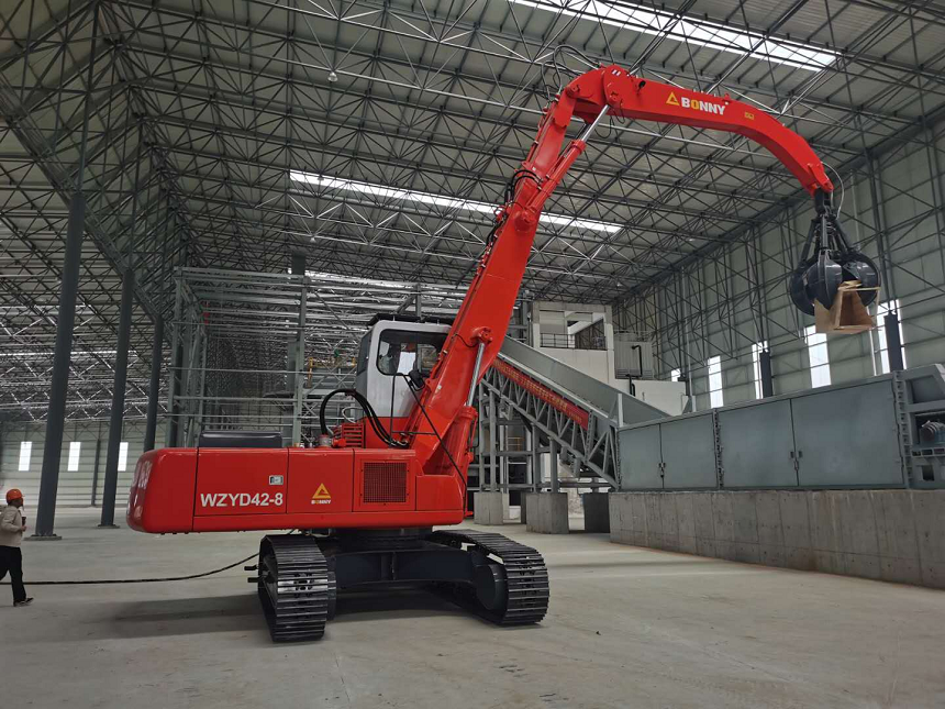 抓鋼機(jī).png 抓鋼機(jī).png